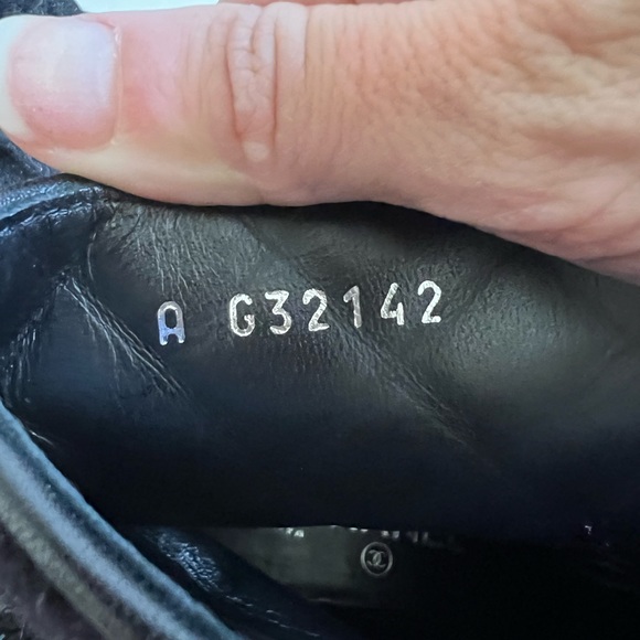 Chanel black wool tweed combat boots chain detail with certificate of authentic - Picture 13 of 16